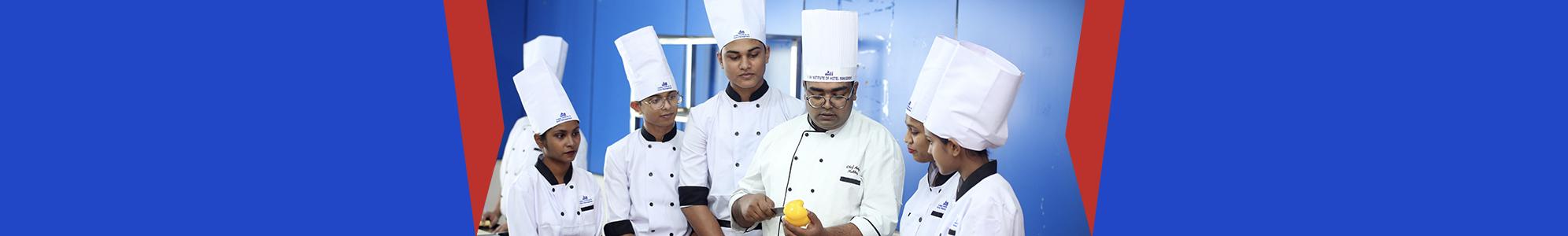 The complete career guide for an aspiring hotel manager